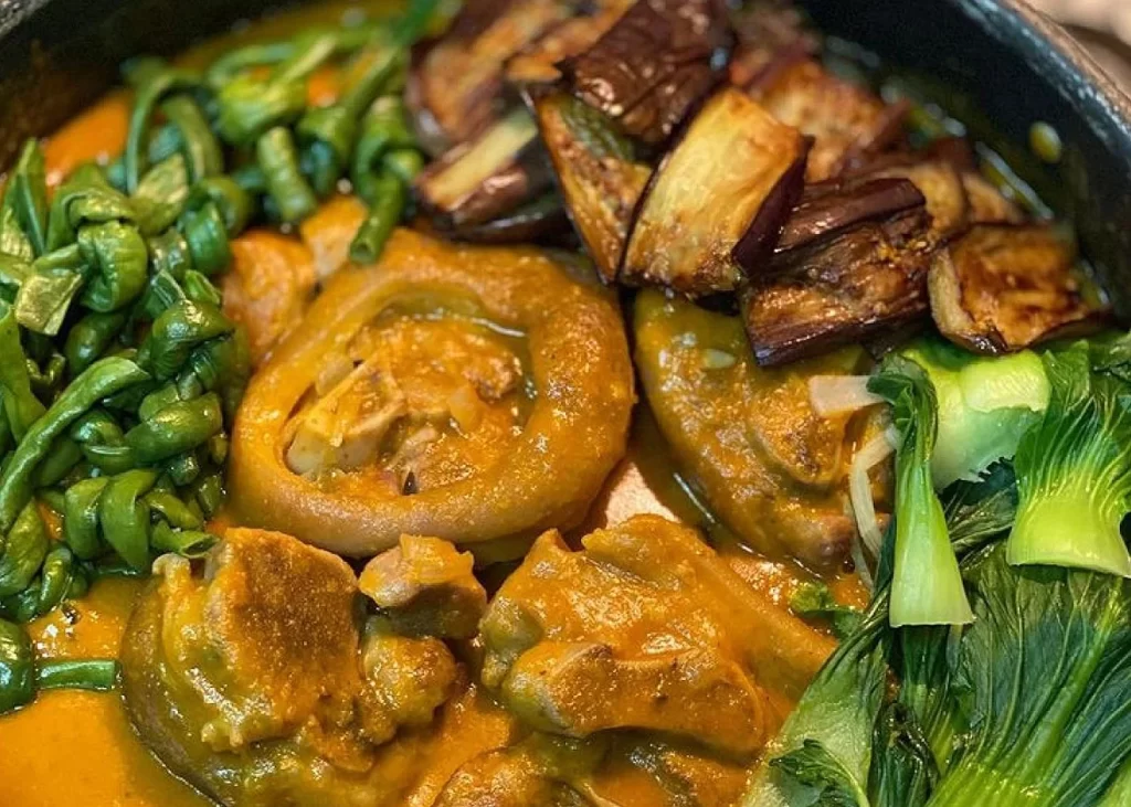 Filipino Food-Kare Kare-popbitsph.com