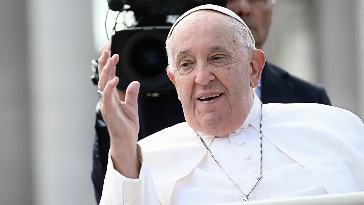 Pope Francis Recovering Well from Pneumonia, Vatican Reports