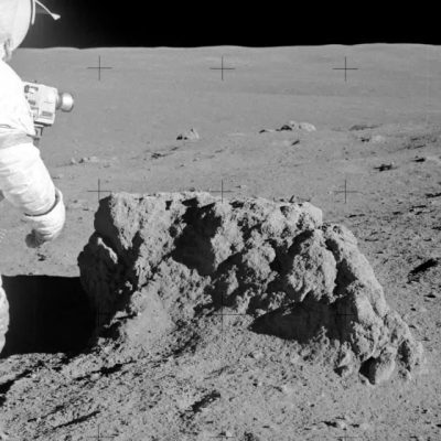 NASA seeks private companies to turn Moon regolith into oxygen