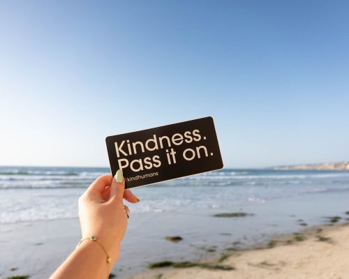 Simple acts of kindness to try everyday